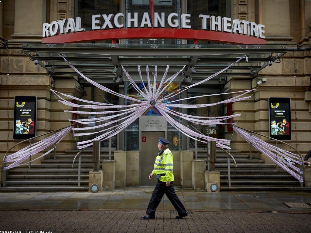 វិធីសាស្រ្តទំនាក់ទំនងនិងការប្រែប្រួលនៅក្នុងព័ត៌មានបច្ចុប្បន្ន